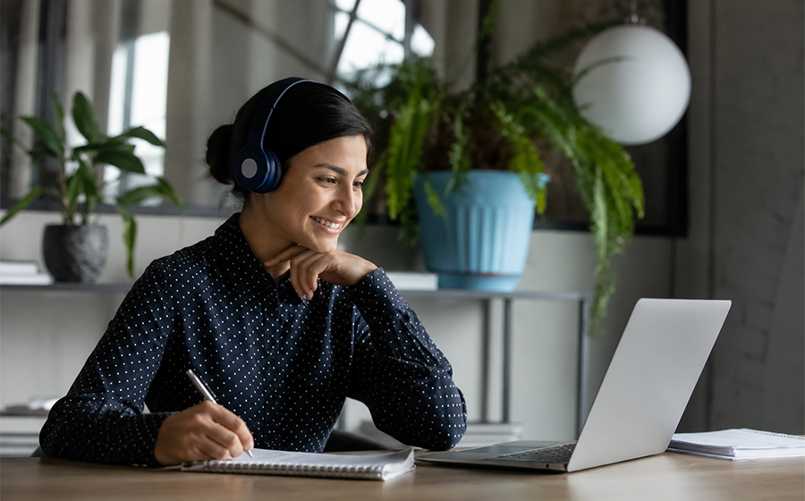 Wireless Headsets & Audio Systems